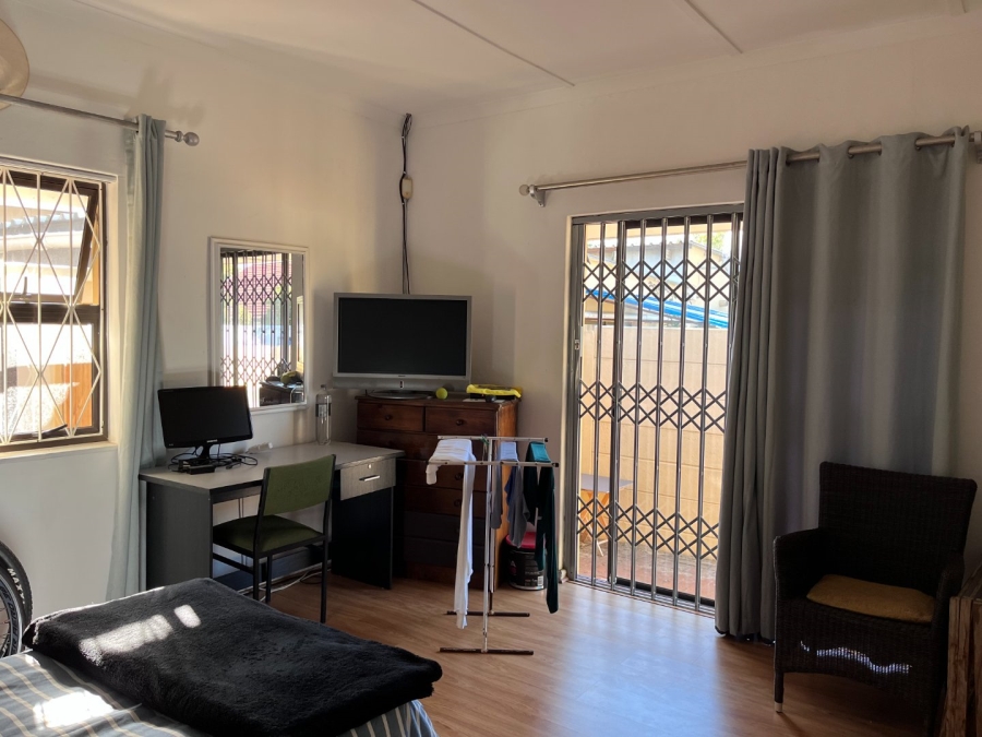 8 Bedroom Property for Sale in Table View Western Cape